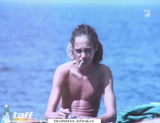 Imagini haioase cu TOM - ))) dap tom nu prea se afiseaza machiat ... si - Tom Kaulitz