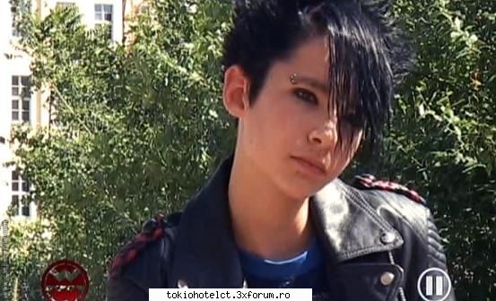 Ipostaze ciudate - Lakete cu L mare ..... doamne pana si cea mai - Bill Kaulitz